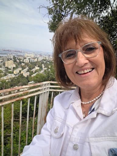 רוסליה חפץ